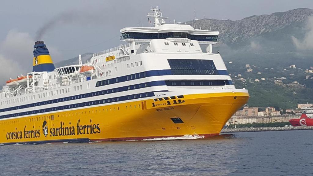 Cap Corse Uribellinu 2 Formule Petit Dejeuner Santa-Maria-di-Lota Luaran gambar